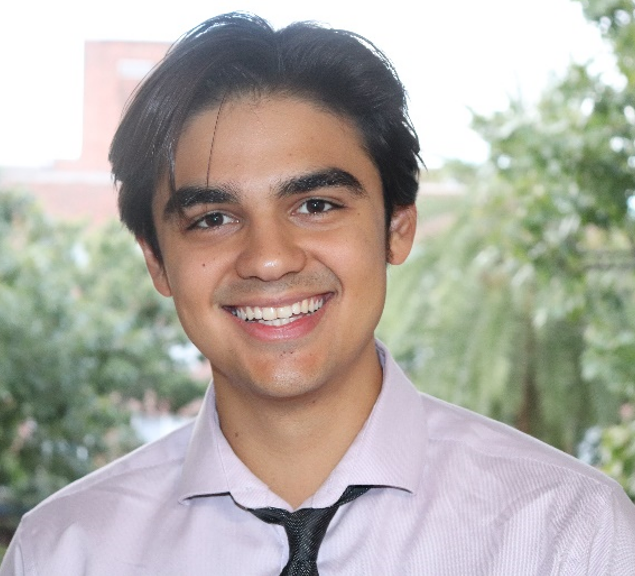 Professional Headshot image of Andres Espinosa